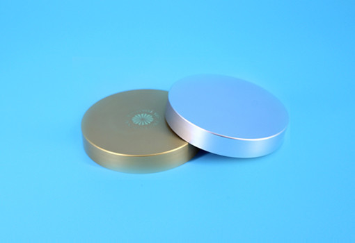 89mm Neck Size Custom Any Color Plastic Screw Caps With PE Foam Liner